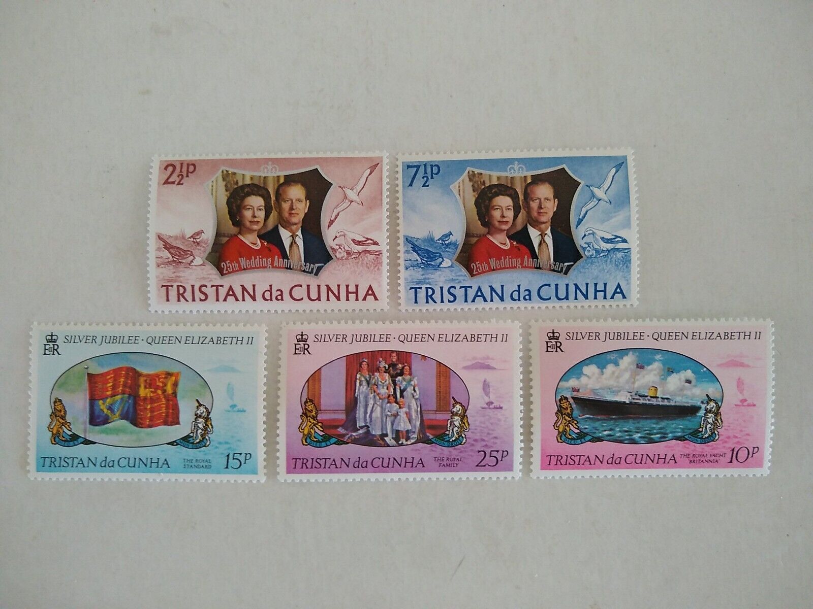 Tristan Da Cunha - Queen Elizabeth Silver Jubilee Mnh Stamps , Set Of 5
