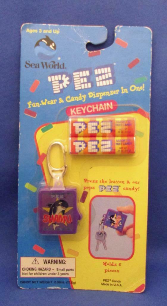 Pez Sea World Shamu Keychain Candy Dispenser Sealed On Original Card